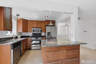 7909 218th St SW, Edmonds, WA 98026 - Photo 5