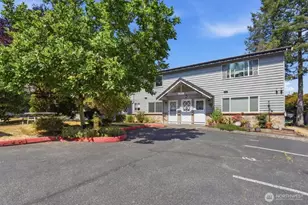 7909 218th St SW, Edmonds, WA 98026 - Photo 19