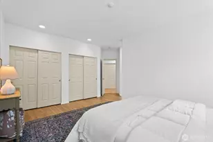 18550 NE 57th St, Redmond, WA 98052 - Photo 19