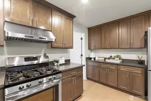 1007 174th Ave NE, Bellevue, WA 98008 - Photo 15
