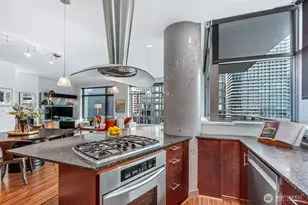 2033 2nd Ave, Seattle, WA 98121 - Photo 11