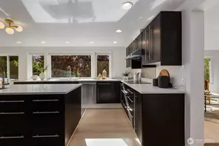1510 Bradner Pl S, Seattle, WA 98144 - Photo 9