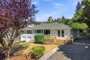 1510 Bradner Pl S, Seattle, WA 98144 - Photo 37