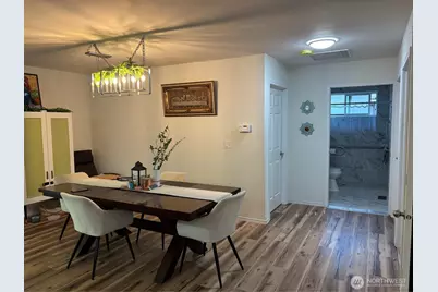 834 Village Way, Monroe, WA 98272 - Photo 5
