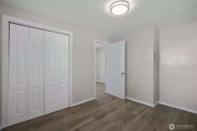12715 SE Green Valley Road, Auburn, WA 98092 - Photo 13