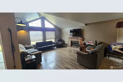 3715 Prairie Avenue, Centralia, WA 98531 - Photo 3
