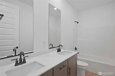 20214 165th Street E, Bonney Lake, WA 98391 - Photo 19