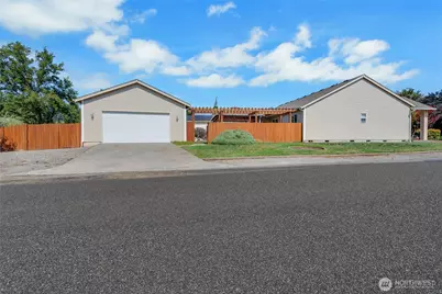 13714 143rd Avenue E, Orting, WA 98360 - Photo 33