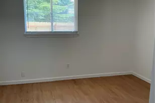 325 Hawthorne St, Burlington, WA 98233 - Photo 13