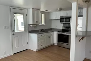 325 Hawthorne St, Burlington, WA 98233 - Photo 9