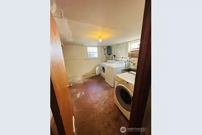 3210 NW 69th Street, Seattle, WA 98117 - Photo 17