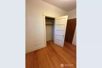 3210 NW 69th Street, Seattle, WA 98117 - Photo 9