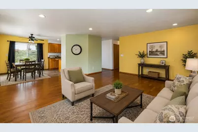1425 Spruce Street, Lynden, WA 98264 - Photo 5