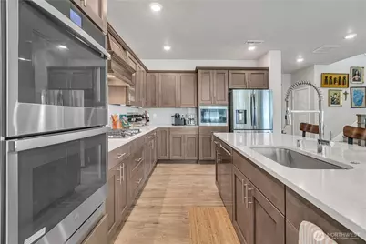 18511 128th Avenue E, Puyallup, WA 98374 - Photo 9