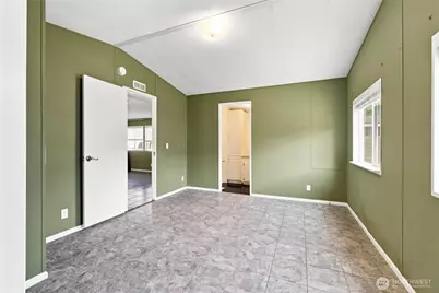11509 20th Avenue Ct E #32, Tacoma, WA 98445 - Photo 19