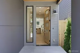 10026 Slater Ave NE, Kirkland, WA 98033 - Photo 3