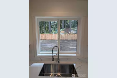 8668 Bell Court, Maple Falls, WA 98266 - Photo 11