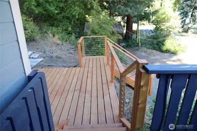 230 Pine Cliffs Drive, Naches, WA 98937 - Photo 5