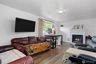 9007 10th St NE, Lake Stevens, WA 98258 - Photo 5