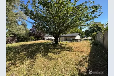 13745 42nd Avenue S, Tukwila, WA 98168 - Photo 29