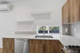 3216 15th Ave W, Seattle, WA 98119 - Photo 9