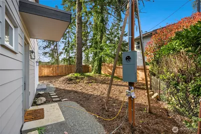 1404 N 136th Street, Seattle, WA 98125 - Photo 13