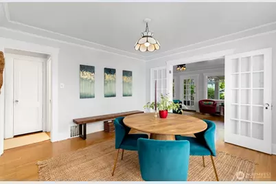 410 N 46th Street, Seattle, WA 98103 - Photo 7