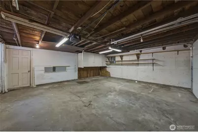 825 8th St NW, Puyallup, WA 98371 - Photo 35