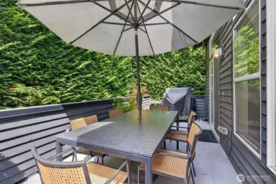 2518 E Roy Street, Seattle, WA 98112 - Photo 31