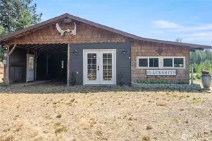 111 Jaybird Ln, Brinnon, WA 98320 - Photo 27