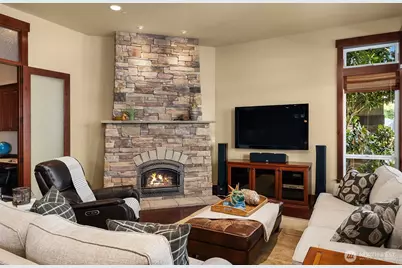 1624 Mallard Lane, Bellevue, WA 98008 - Photo 13