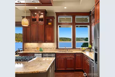 1624 Mallard Lane, Bellevue, WA 98008 - Photo 11