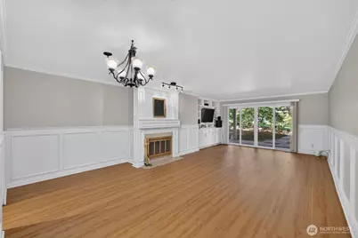 13730 15th Avenue NE #A102, Seattle, WA 98125 - Photo 9