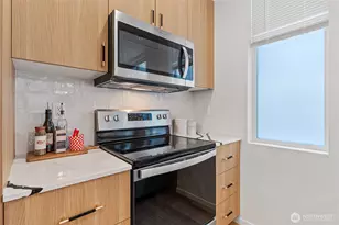 4540 40th Ave SW, Seattle, WA 98116 - Photo 13