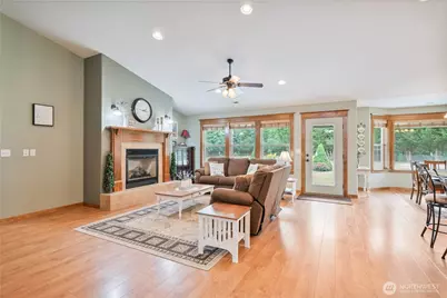 701 Ph 10, Castle Rock, WA 98611 - Photo 5