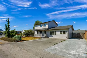1015 S 25th St, Mount Vernon, WA 98274 - Photo 1