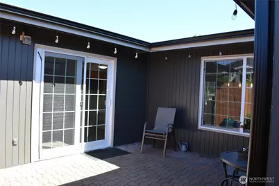 520 SW 4th Avenue SW, Oak Harbor, WA 98277 - Photo 21