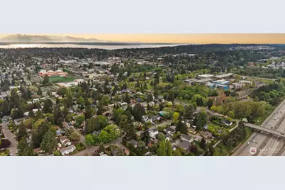 9024 Corliss Avenue N #B, Seattle, WA 98103 - Photo 33