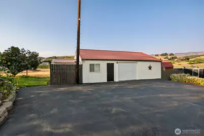 1020 S Van Sickle, East Wenatchee, WA 98802 - Photo 27