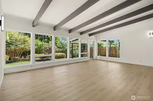 4625 Silvertip Ln, Everett, WA 98203 - Photo 9
