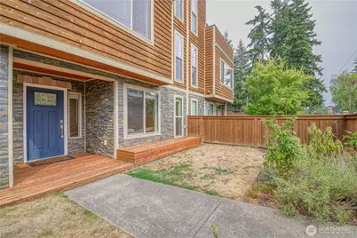 18507 71st Avenue NE, Kenmore, WA 98028 - Photo 3
