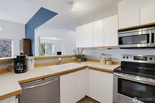 22122 41st Ave S, Kent, WA 98032 - Photo 7