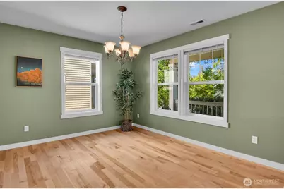 7813 Melrose Lane SE, Snoqualmie, WA 98065 - Photo 5