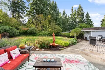701 175th Street SW, Bothell, WA 98012 - Photo 35