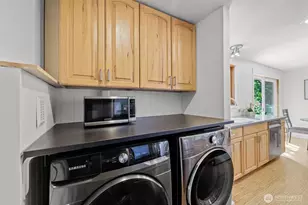 15827 NE 110th St, Redmond, WA 98052 - Photo 19
