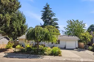 15827 NE 110th St, Redmond, WA 98052 - Photo 3
