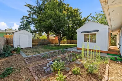 15827 NE 110th Street, Redmond, WA 98052 - Photo 35