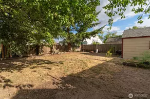 113 12th St SW, Puyallup, WA 98371 - Photo 23