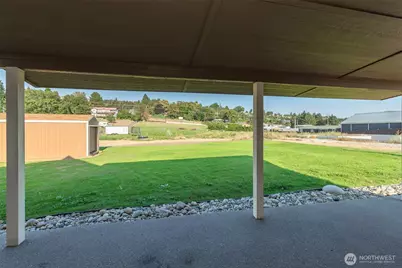 2331 NW Columbia Avenue, East Wenatchee, WA 98802 - Photo 7