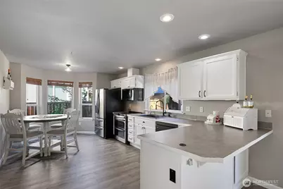 18929 91st Avenue E, Puyallup, WA 98375 - Photo 9